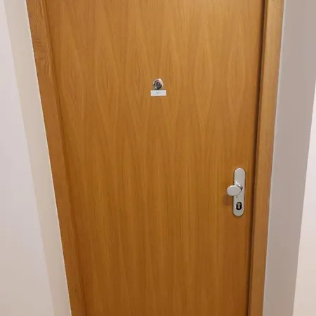 Smichov Studio * פראג